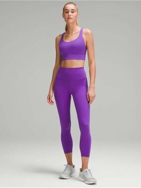 [EUC] $128 LULULEMON Wunder Train HR Leggings 25” w/ pockets in Atomic Purple. 6